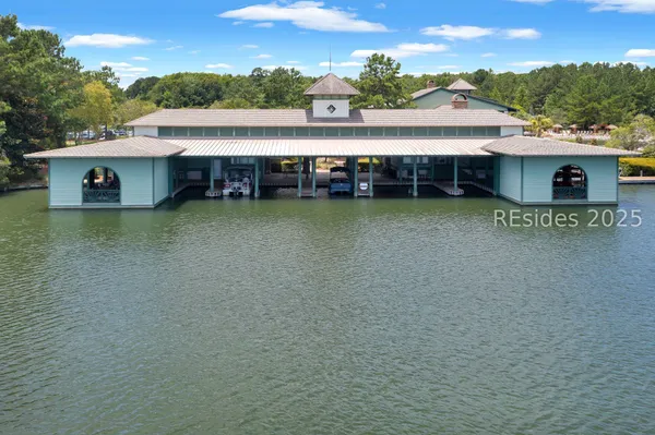 $845,000 | 36 Blue Trail Court, Bluffton, SC 29910