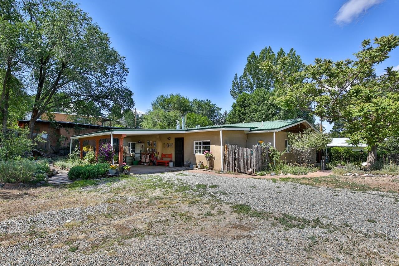 97 Hondo Seco Road Arroyo Hondo, NM 87513 - Photo 35 of 35 Gallery Image 35