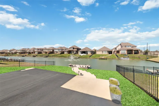 a view of a lake with houses