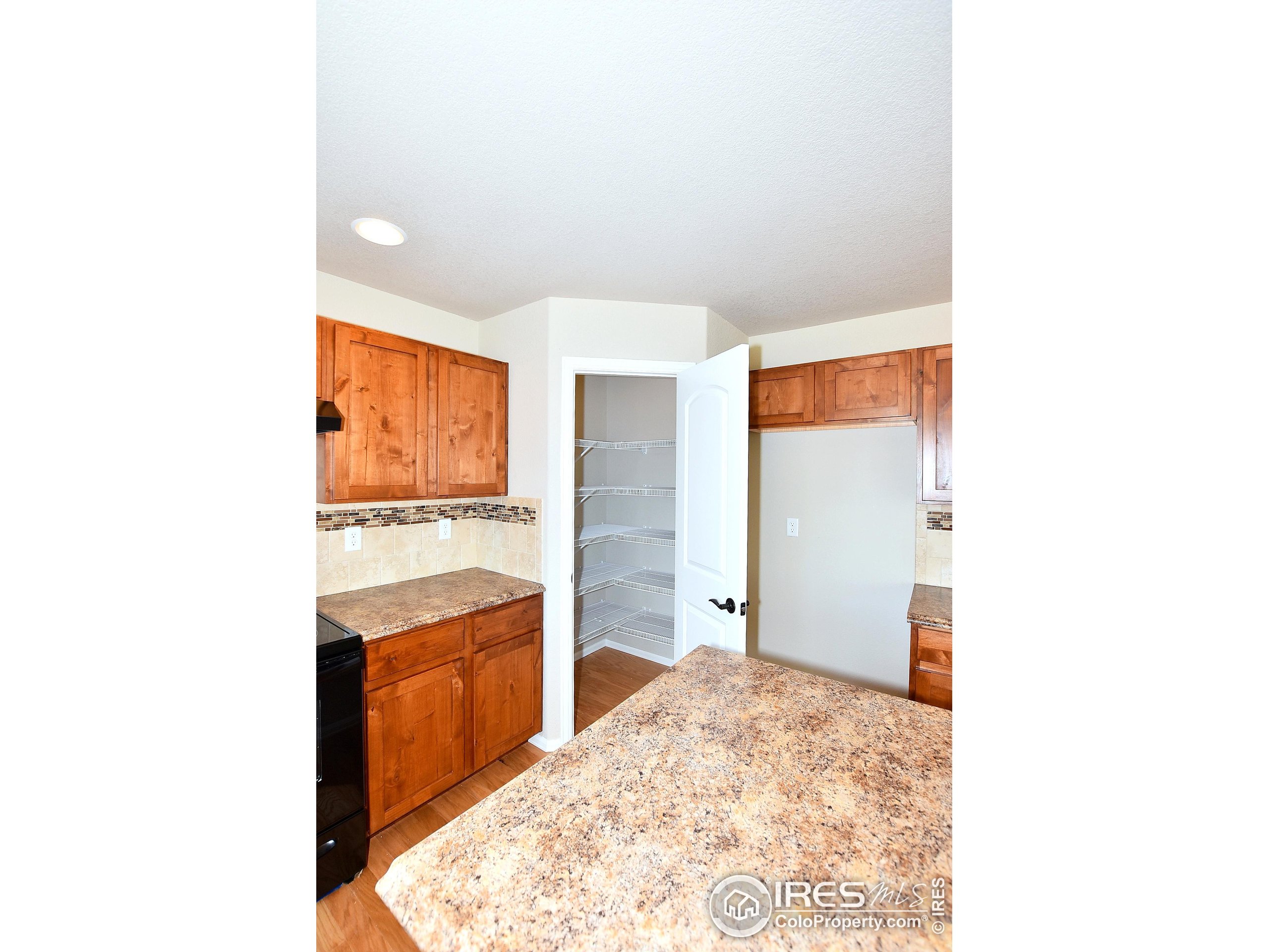8706 7th Street Road Greeley, CO 80634 - Photo 21 of 40 Gallery Image 21
