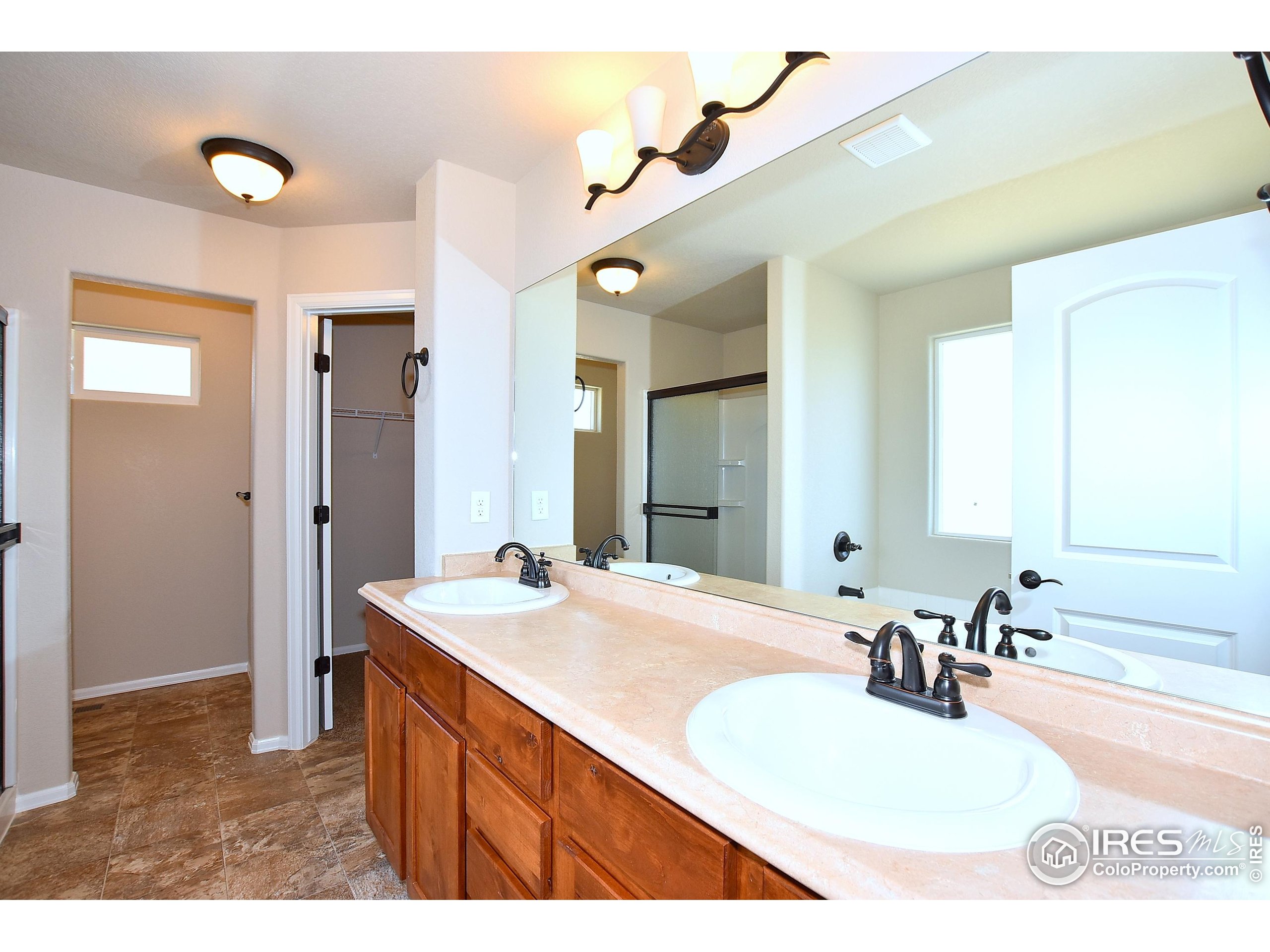 8706 7th Street Road Greeley, CO 80634 - Photo 28 of 40 Gallery Image 28