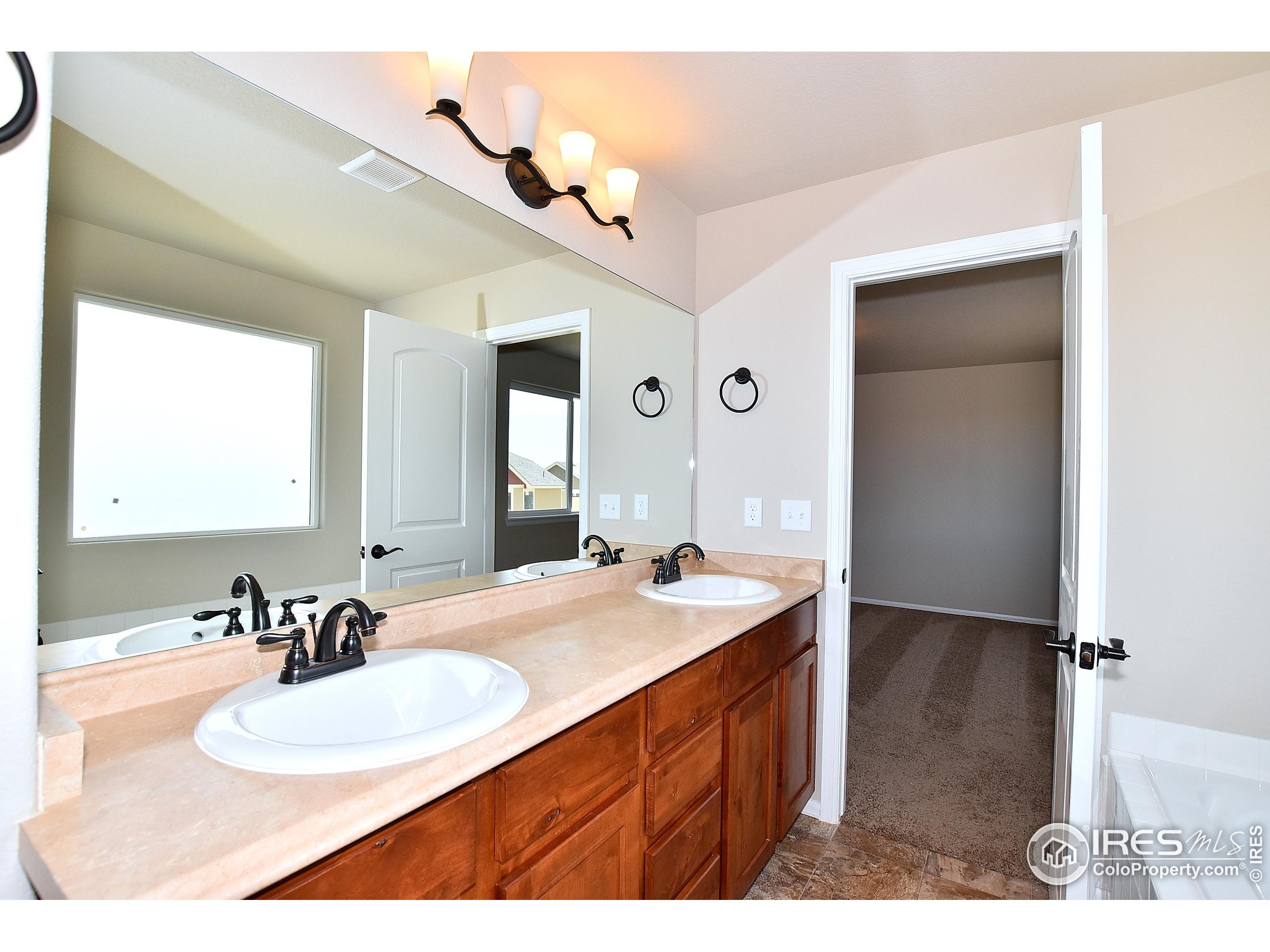 8706 7th Street Road Greeley, CO 80634 - Photo 29 of 40 Gallery Image 29