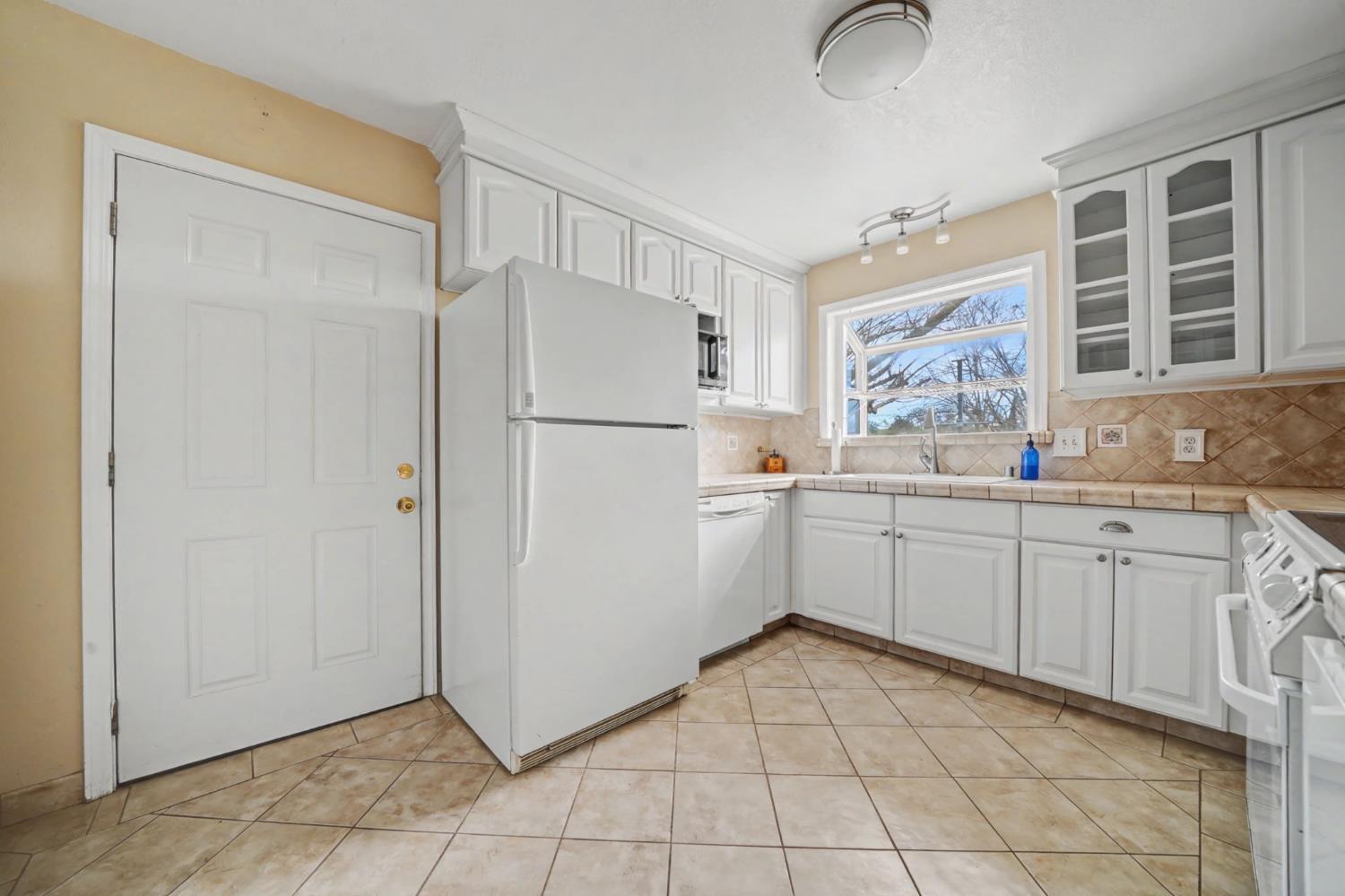 3290 Dry Creek Road Ione, CA 95640 - Photo 14 of 58