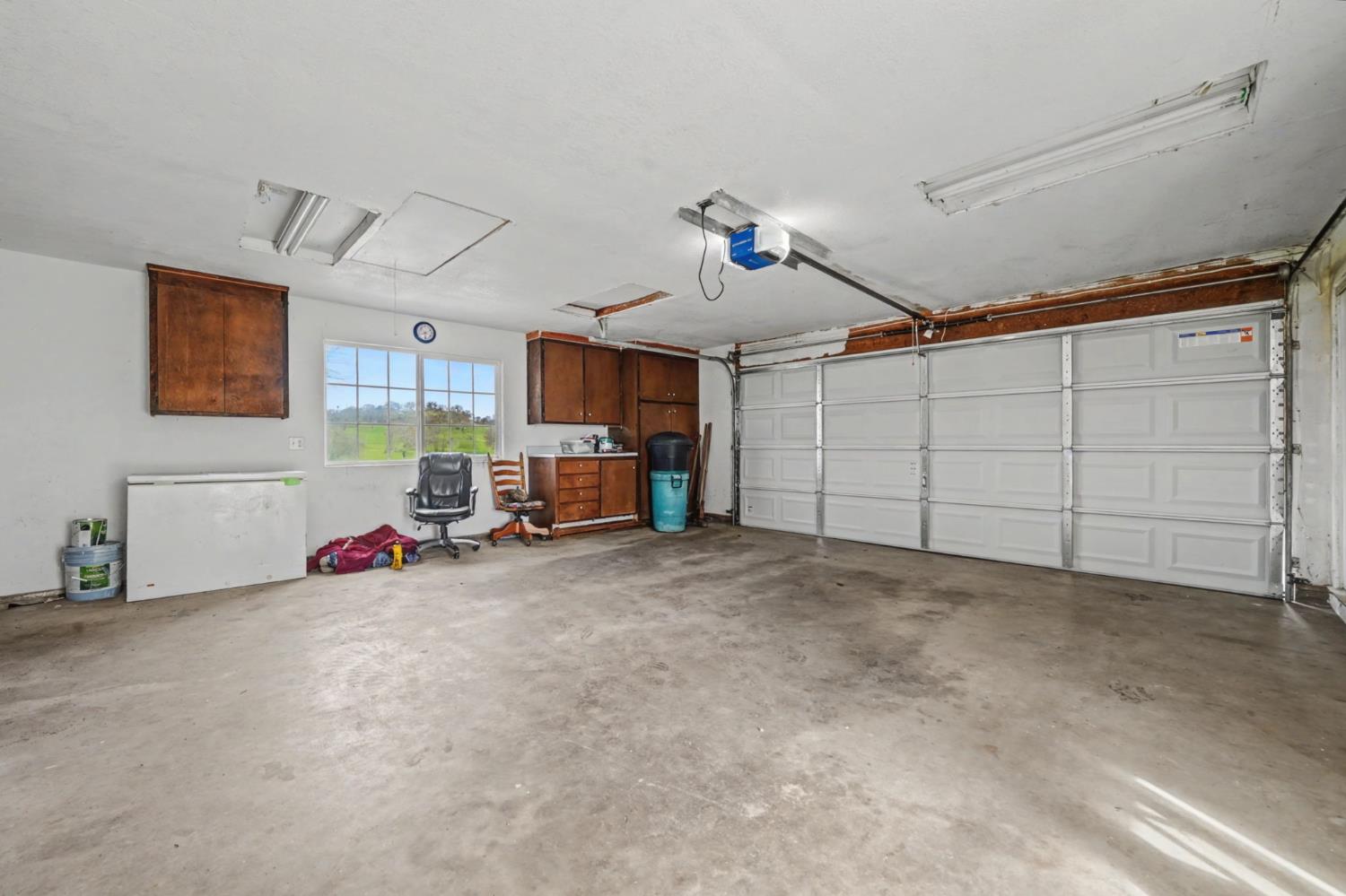 3290 Dry Creek Road Ione, CA 95640 - Photo 36 of 58 Inside of Attached Garage