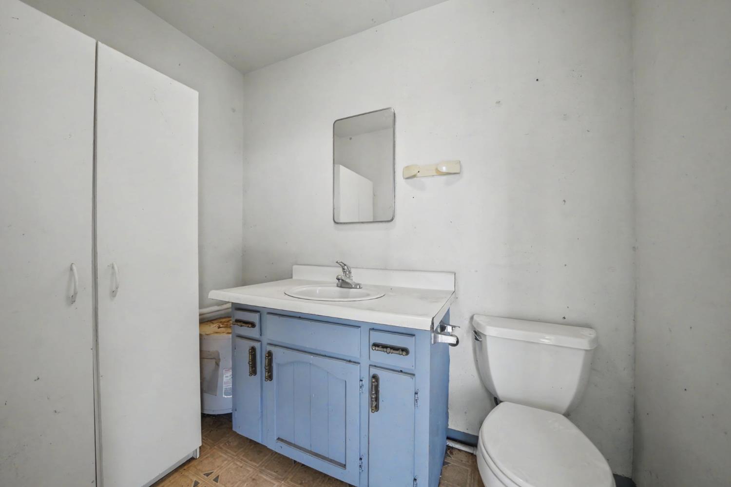 3290 Dry Creek Road Ione, CA 95640 - Photo 39 of 58 Inside Shop