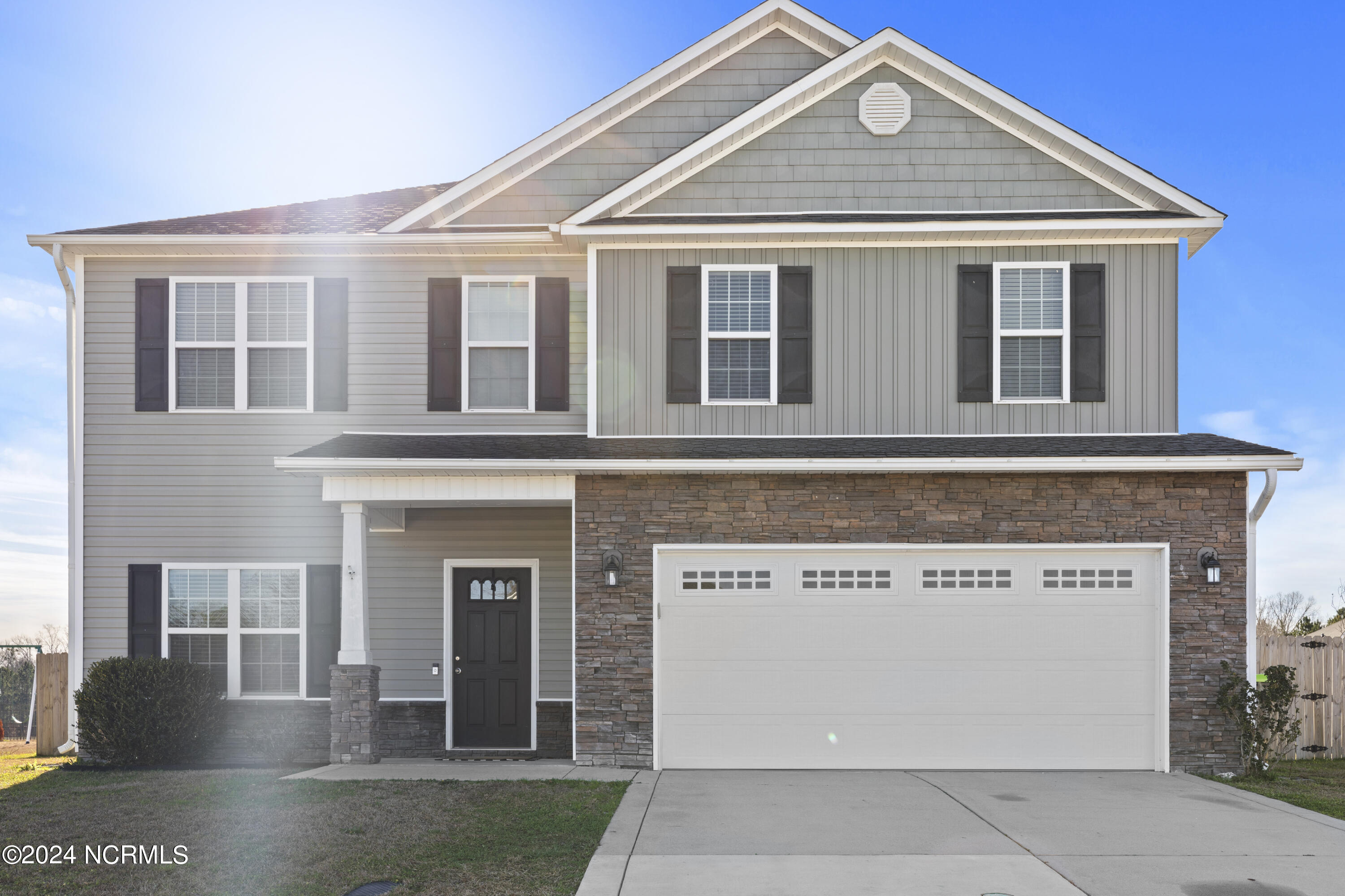 3101 Betty Gresham Ln