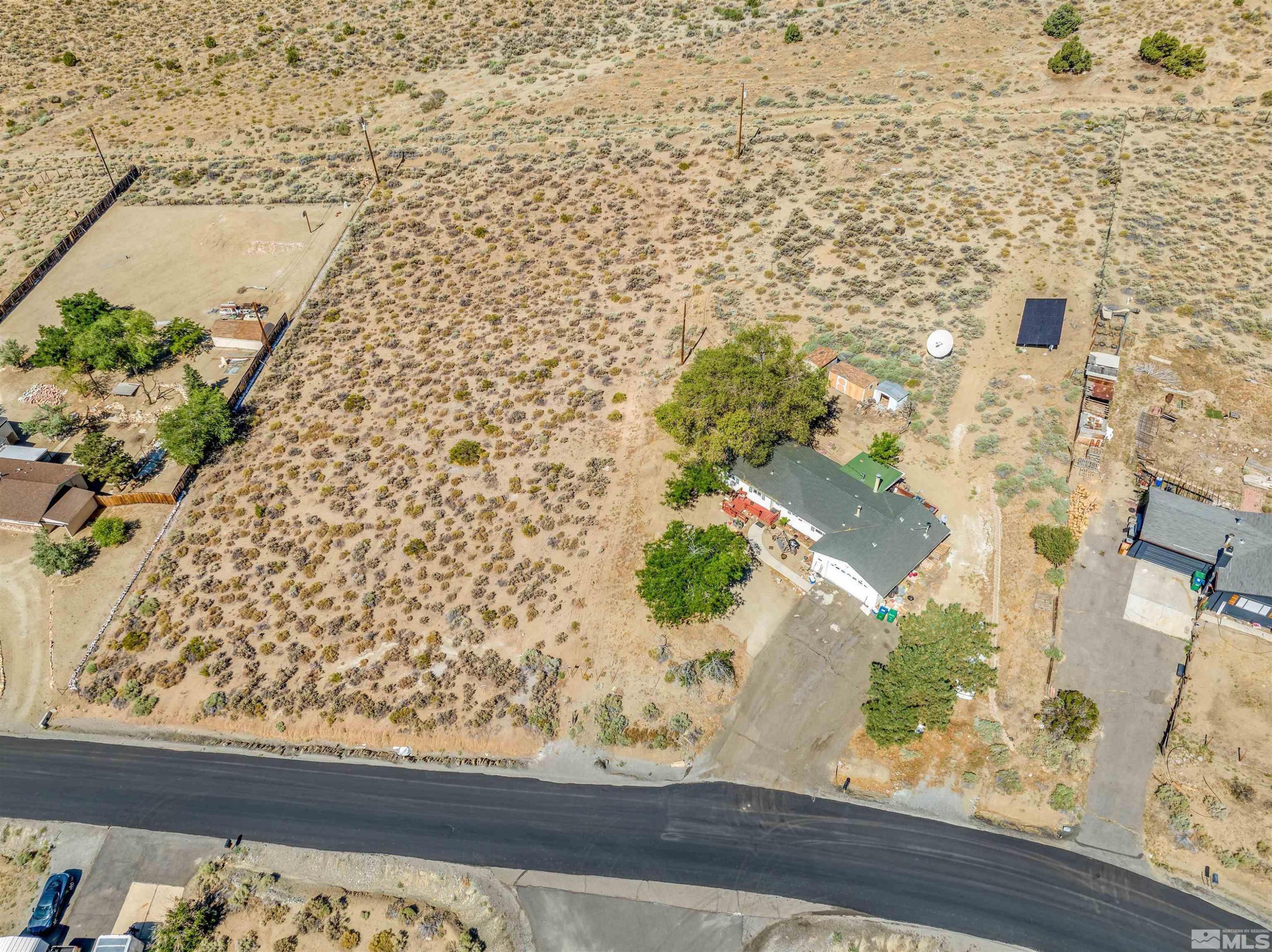 417 Oregon Boulevard Reno, NV 89506 - Photo 5 of 25 view of a window