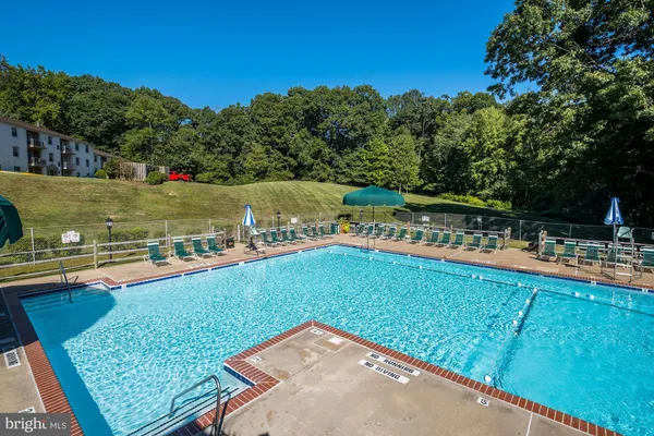$409,000 | 5927 Bayshire Road, Unit 115, Springfield, VA 22152