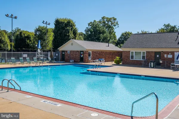 $409,000 | 5927 Bayshire Road, Unit 115, Springfield, VA 22152