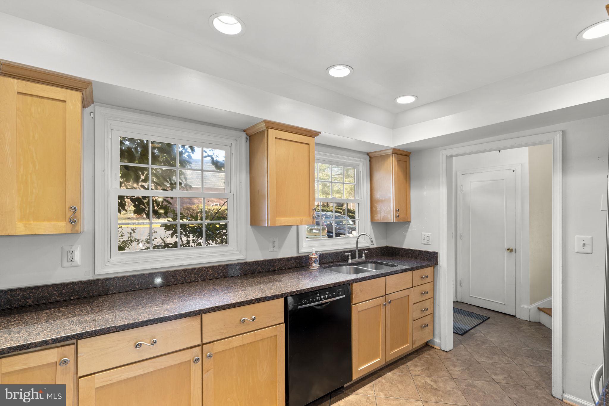 5927 Bayshire Road Springfield, VA 22152 - Photo 10 of 57 Kitchen with abundance of storage