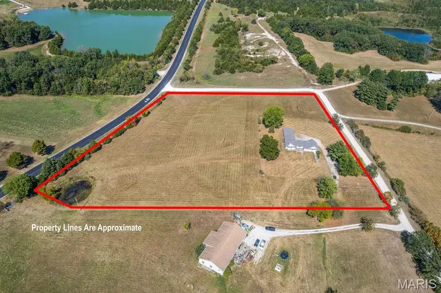 $234,900 | 19 Hugo Road, New Florence, MO 63363