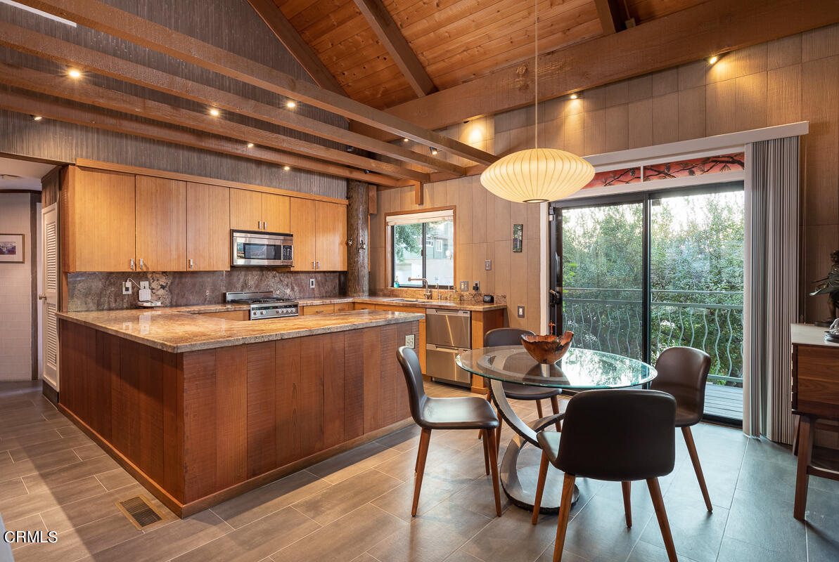 1893 Kaweah Drive Pasadena, CA 91105 - Photo 8 of 27 1893 Kaweah__471v1_mls