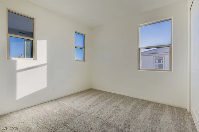 $3,200 | 623 La Vista Acrs Lane, Las Vegas, NV 89138