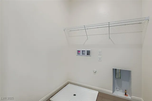 $3,200 | 623 La Vista Acrs Lane, Las Vegas, NV 89138