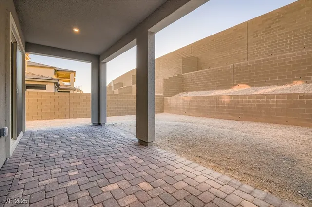 $3,200 | 623 La Vista Acrs Lane, Las Vegas, NV 89138