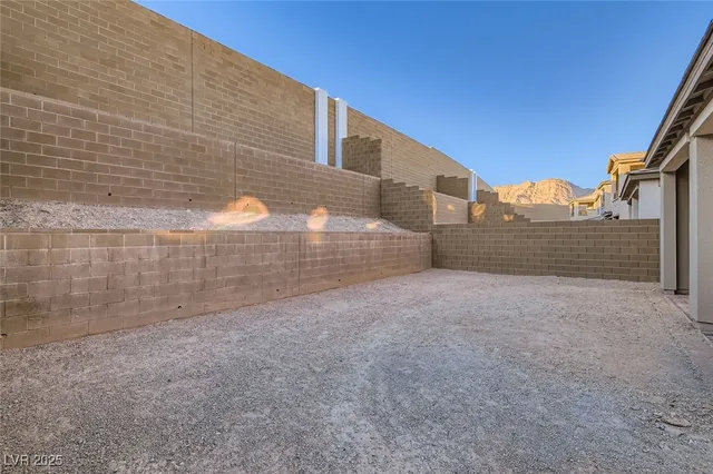 $3,200 | 623 La Vista Acrs Lane, Las Vegas, NV 89138