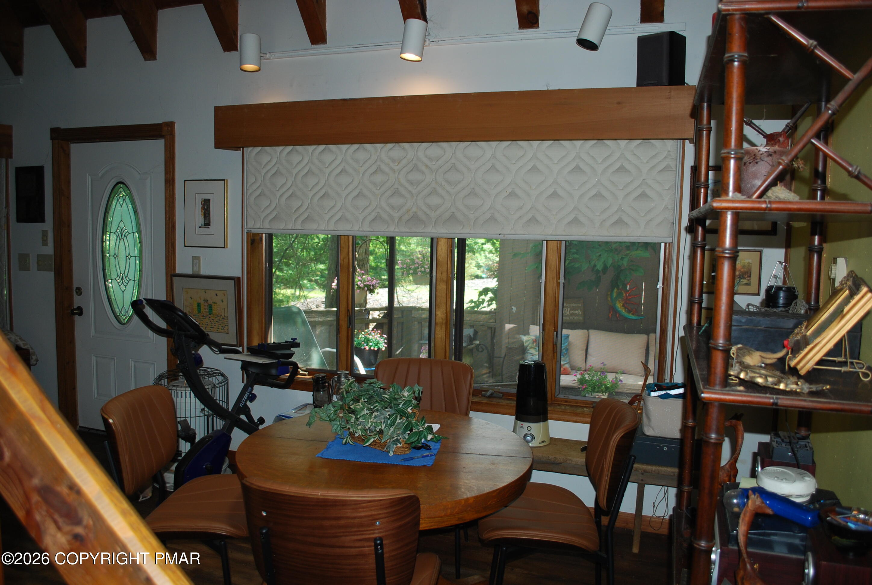 424 Saunders Drive Bushkill, PA 18324 - Photo 7 of 35 DSC_0526