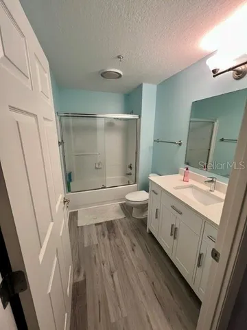 $2,600 | 750 North Tamiami Trail, Unit 1618, Sarasota, FL 34236