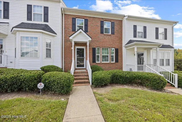 $1,850 | 1932 Stroll Circle, Fuquay-Varina, NC 27526