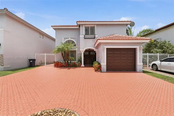 $760,000 | 15652 Southwest 91st Lane, Miami, FL 33196
