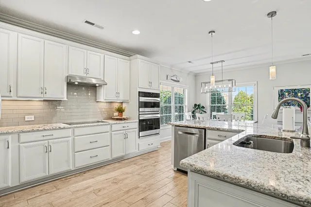 $799,900 | 896 Marsala Drive, Myrtle Beach, SC 29572