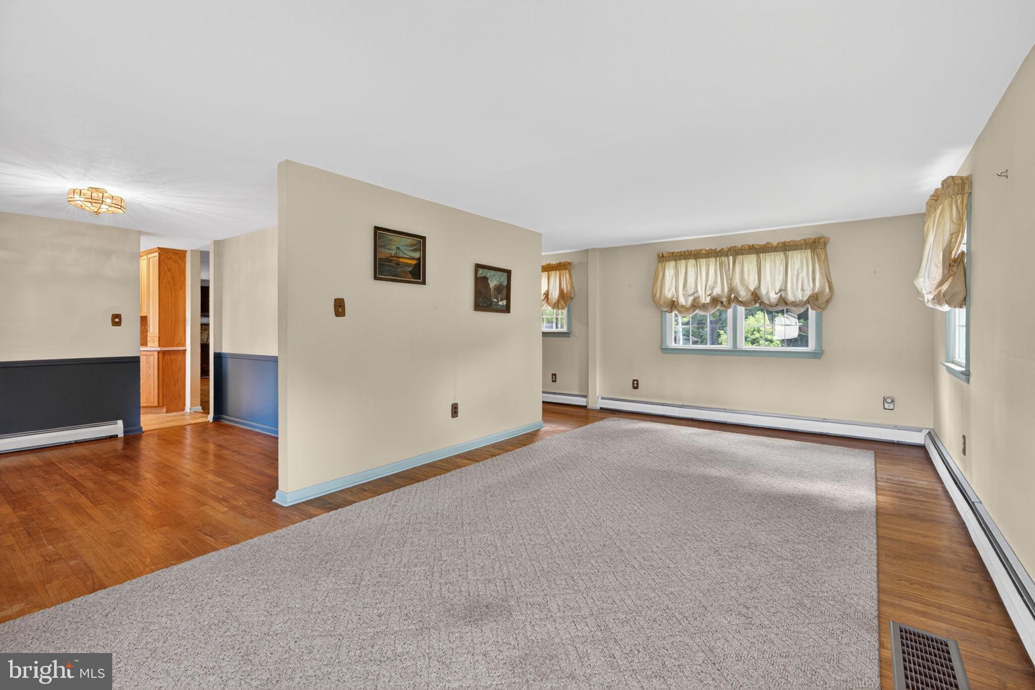 324 Wrights Road Newtown, PA 18940 - Photo 12 of 36 Den