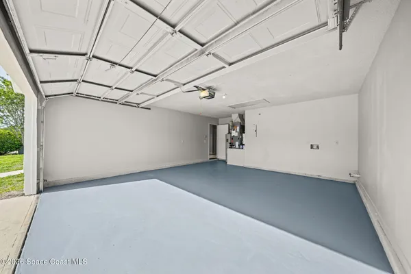 a view of a room with an empty space