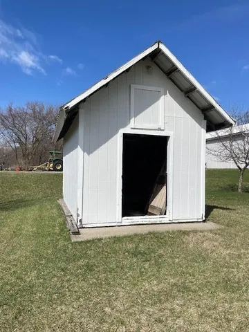 $599,900 | 2280 Swan Road, Dansville, MI 48819