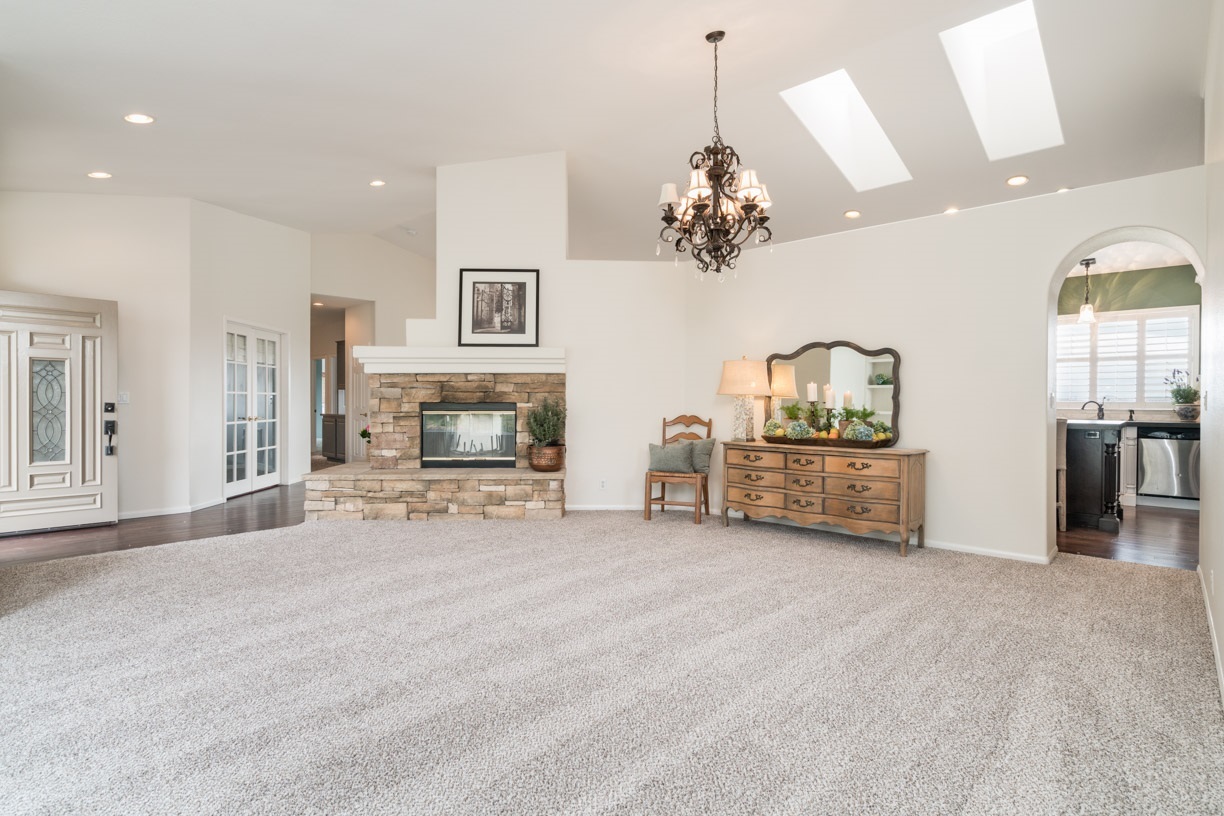 31355 Rivoli Road Valley Center, CA 92082 - Photo 11 of 25