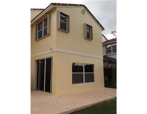 $3,300 | 17977 Southwest 8th Street, Pembroke Pines, FL 33029