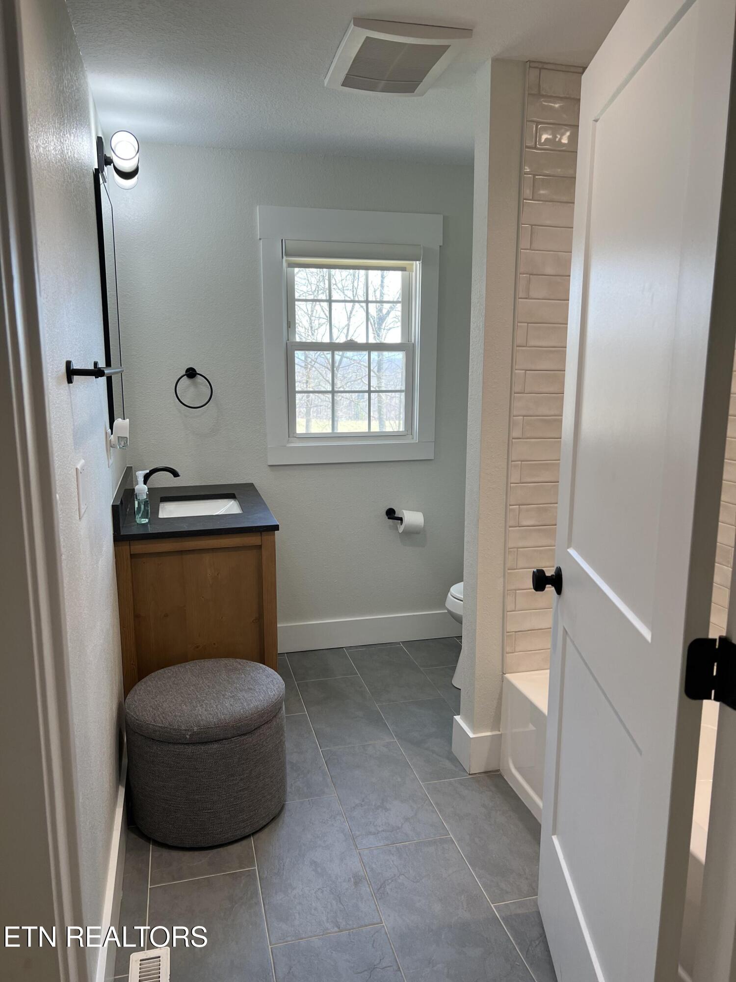 461 John Myers Road Crossville, TN 38572 - Photo 14 of 31 beyc68ae0975b8b8f