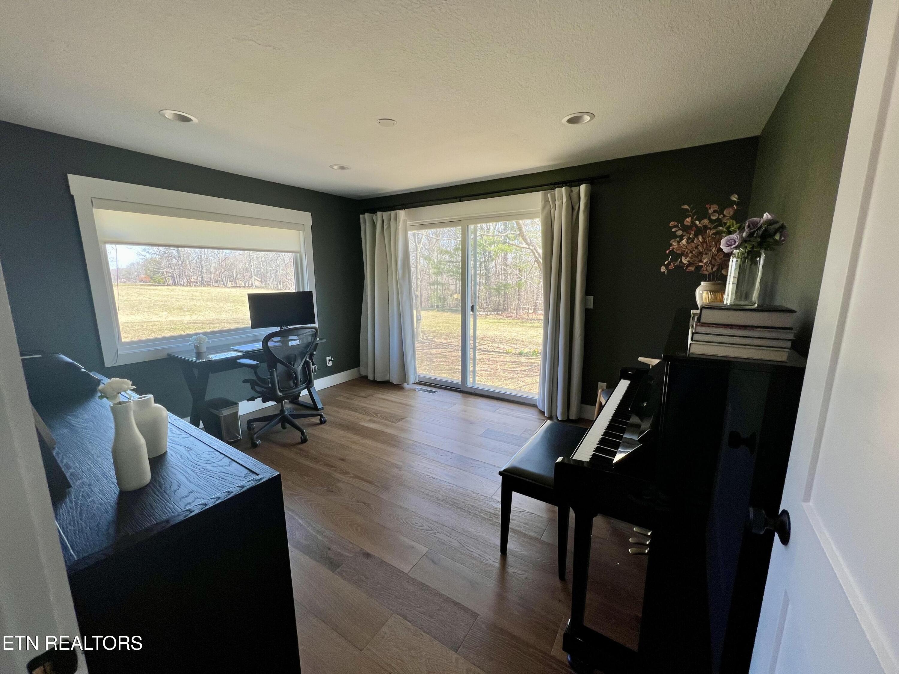 461 John Myers Road Crossville, TN 38572 - Photo 9 of 31 beyc68ae094eadbf8