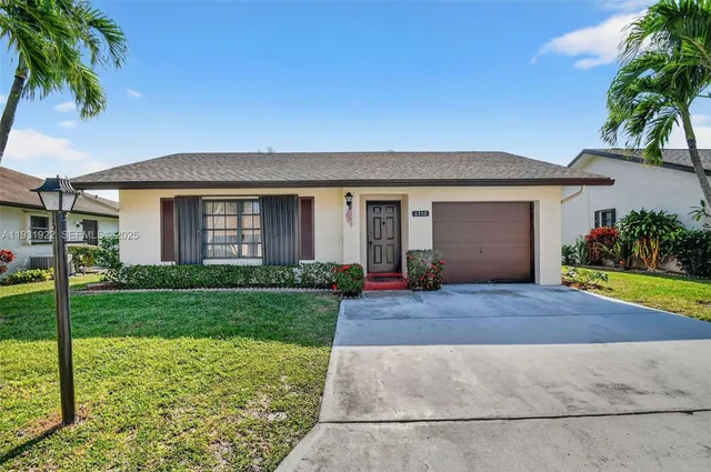 $274,900 | 6310 Tall Cypress Circle, Greenacres, FL 33463