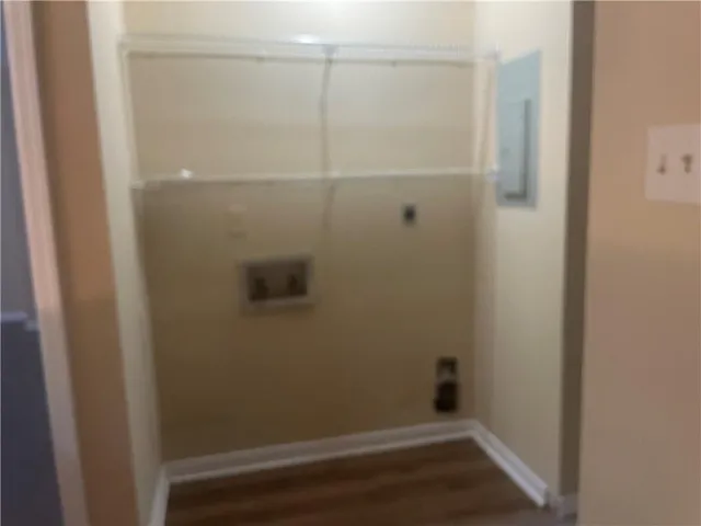 $1,500 | 215 West 9th Avenue, Covington, LA 70433