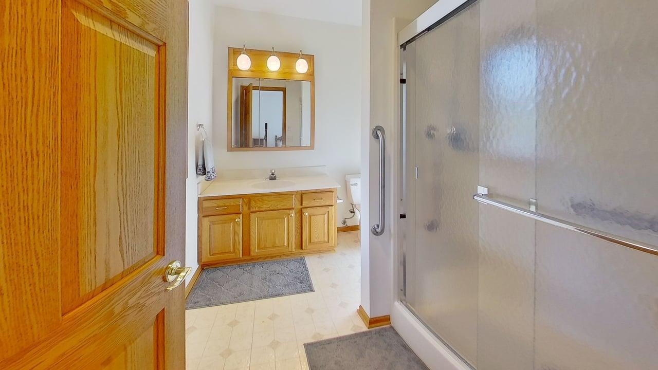 401 South Bruce Street Marshall, MN 56258 - Photo 22 of 45