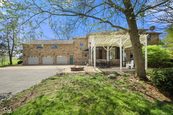 $650,000 | 1288 West County Road 215 South, Connersville, IN 47331