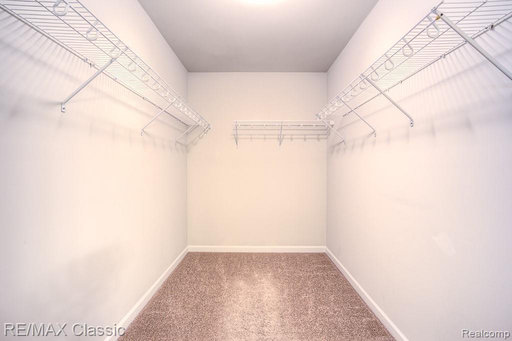 29845 Macintosh Lane New Hudson, MI 48165 - Photo 31 of 46