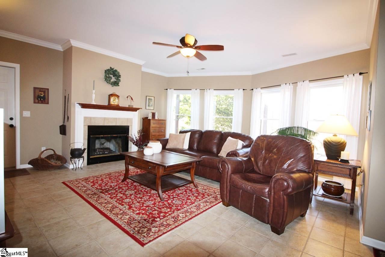 207 Middle Mountain Road Pickens, SC 29671 - Photo 8 of 31