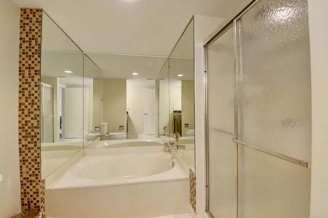 $5,000 | 18 Westgate Lane, Unit 18F, Boynton Beach, FL 33436