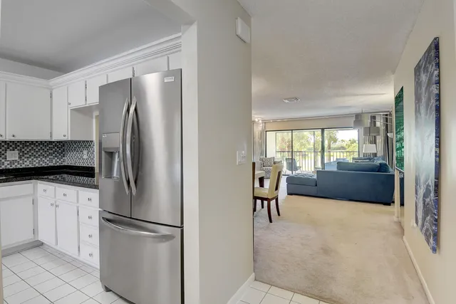 $5,000 | 18 Westgate Lane, Unit 18F, Boynton Beach, FL 33436