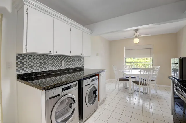 $5,000 | 18 Westgate Lane, Unit 18F, Boynton Beach, FL 33436