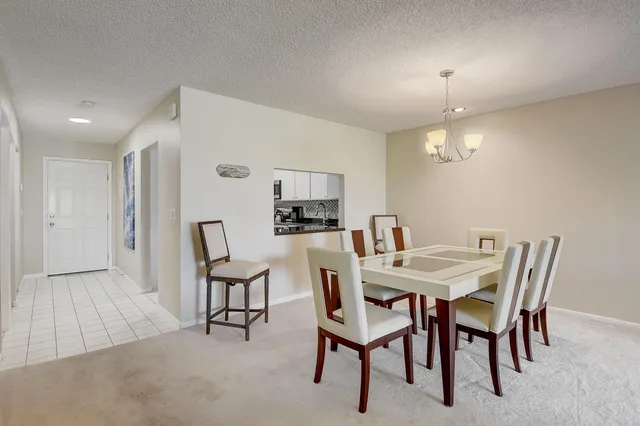 $5,000 | 18 Westgate Lane, Unit 18F, Boynton Beach, FL 33436