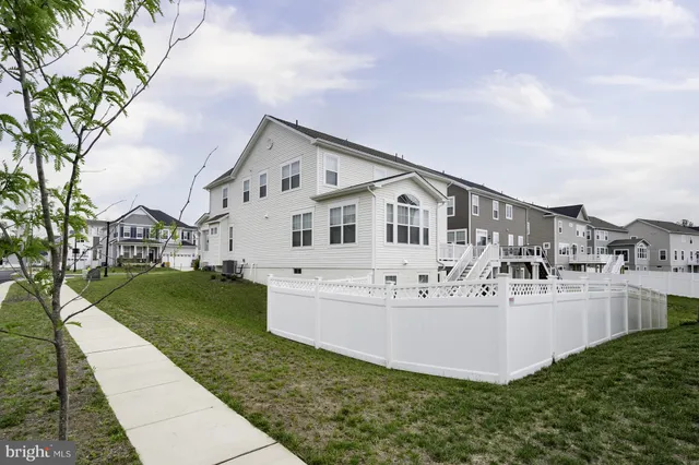 $639,000 | 11732 Ian Fleming Lane, White Plains, MD 20695