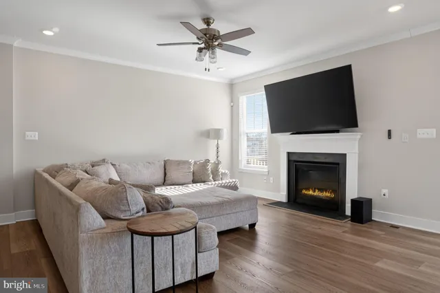 $639,000 | 11732 Ian Fleming Lane, White Plains, MD 20695