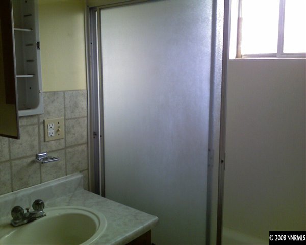 2230 Yori Avenue Reno, NV 89502 - Photo 3 of 7 Photo 3
