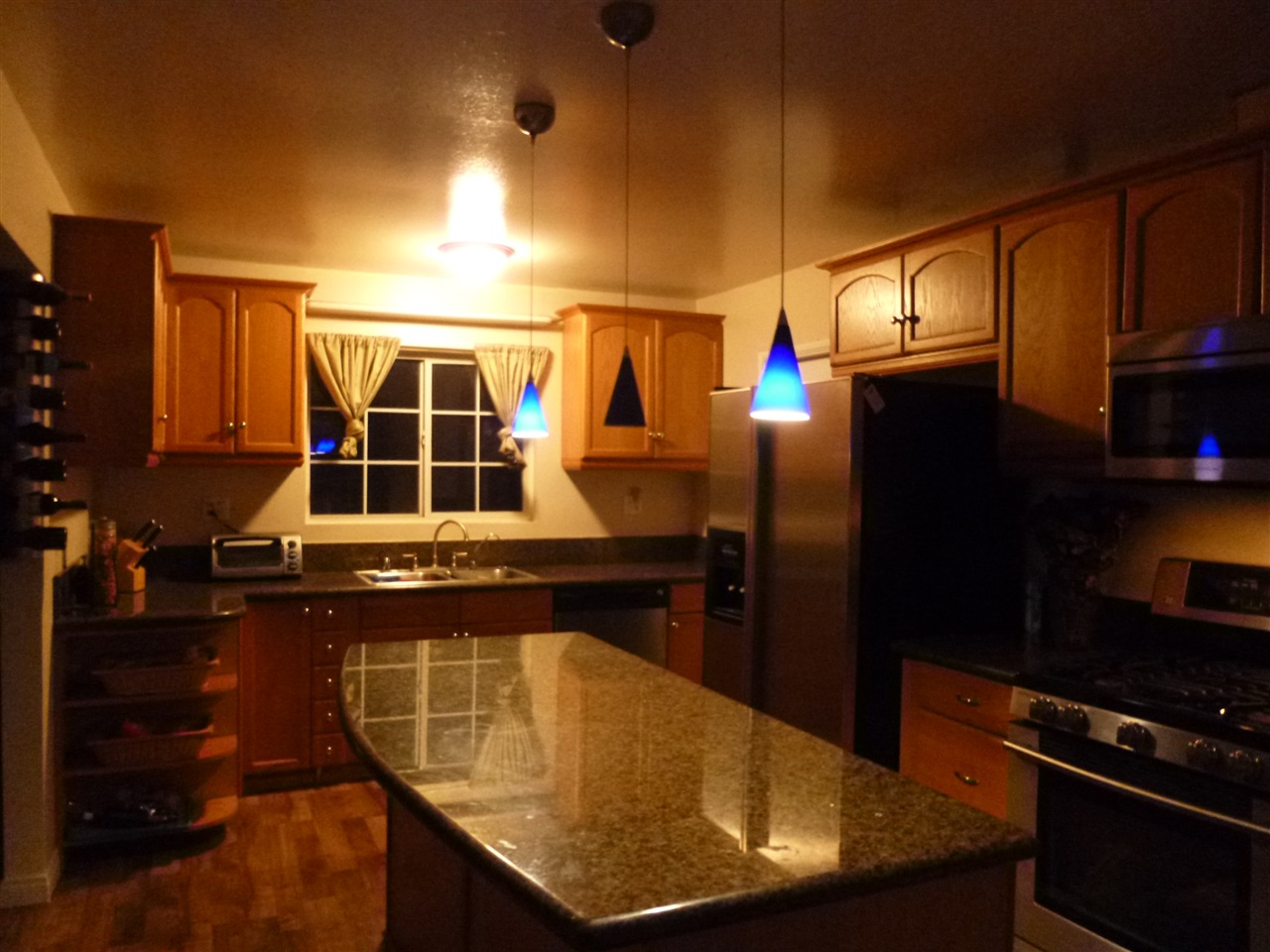 214 Dathe Street Spring Valley, CA 91977 - Photo 4 of 17 Gallery Image 4