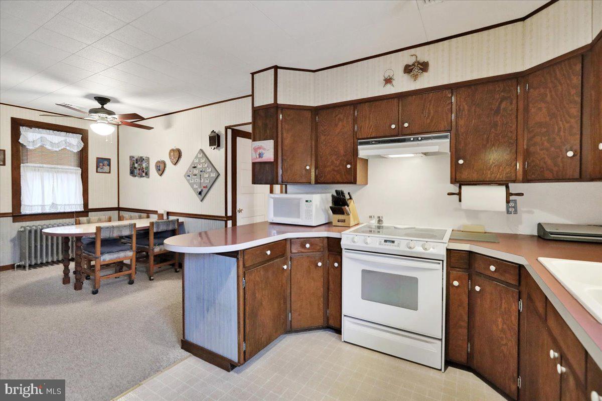 368 Donegal Springs Road Mount Joy, PA 17552 - Photo 20 of 27 a kitchen with appliances cabinets and furniture