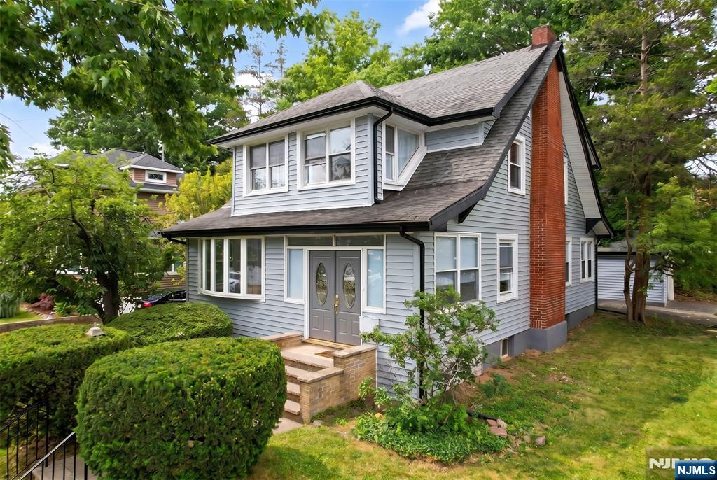 933 Maple Avenue Ridgefield, NJ 07657 - Photo 2 of 33