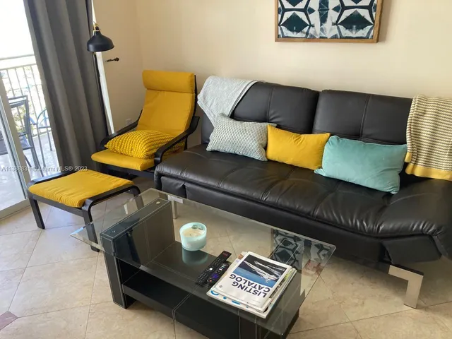 $4,800 | 2080 South Ocean Drive, Unit 806, Hallandale Beach, FL 33009