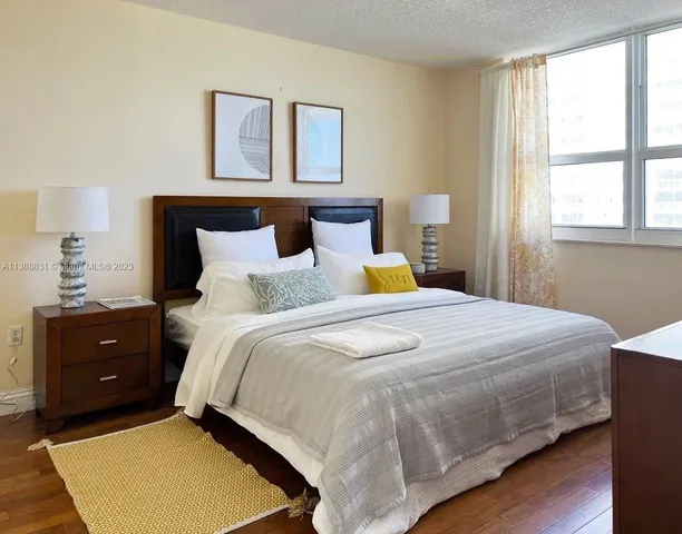 $4,800 | 2080 South Ocean Drive, Unit 806, Hallandale Beach, FL 33009